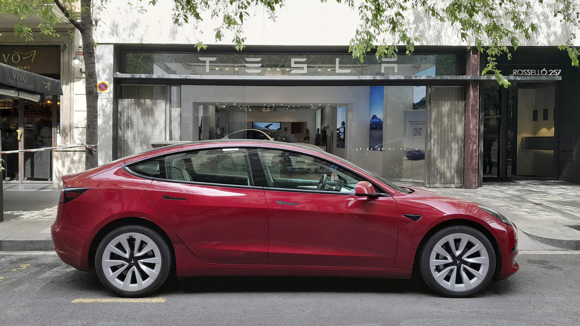 Reto Autonomía - Tesla Model Y Performance - CIRCUTOR